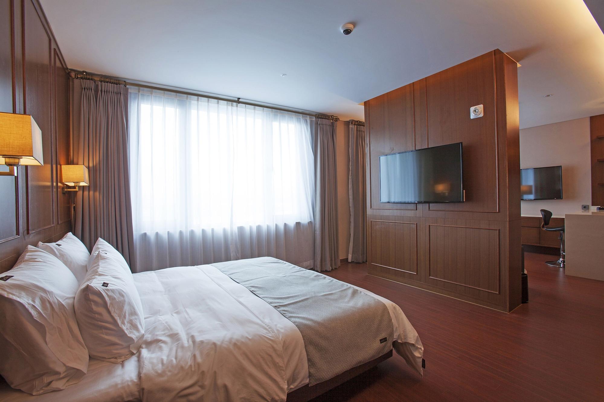 Gwangyang Lacky Hotel Extérieur photo