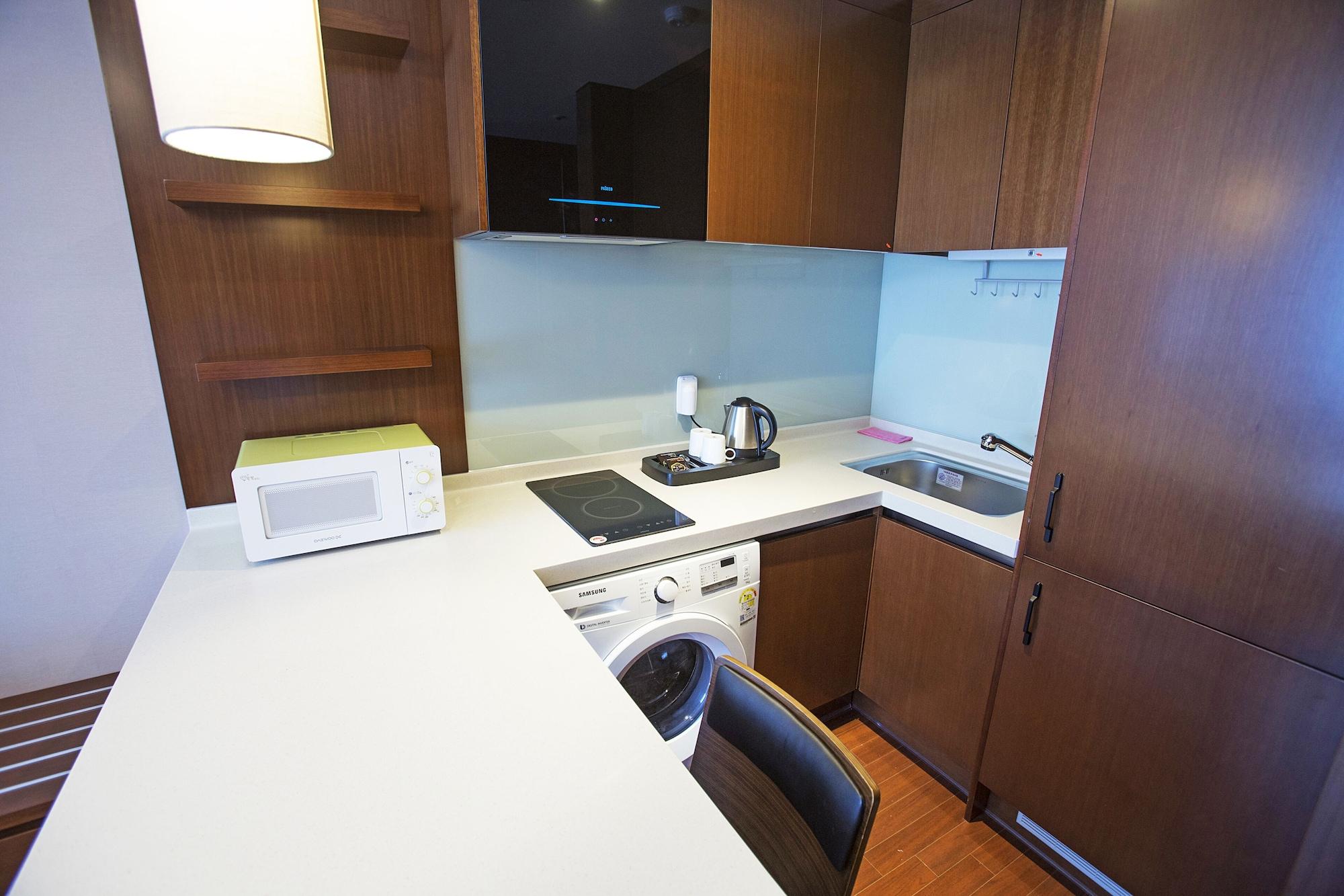 Gwangyang Lacky Hotel Extérieur photo
