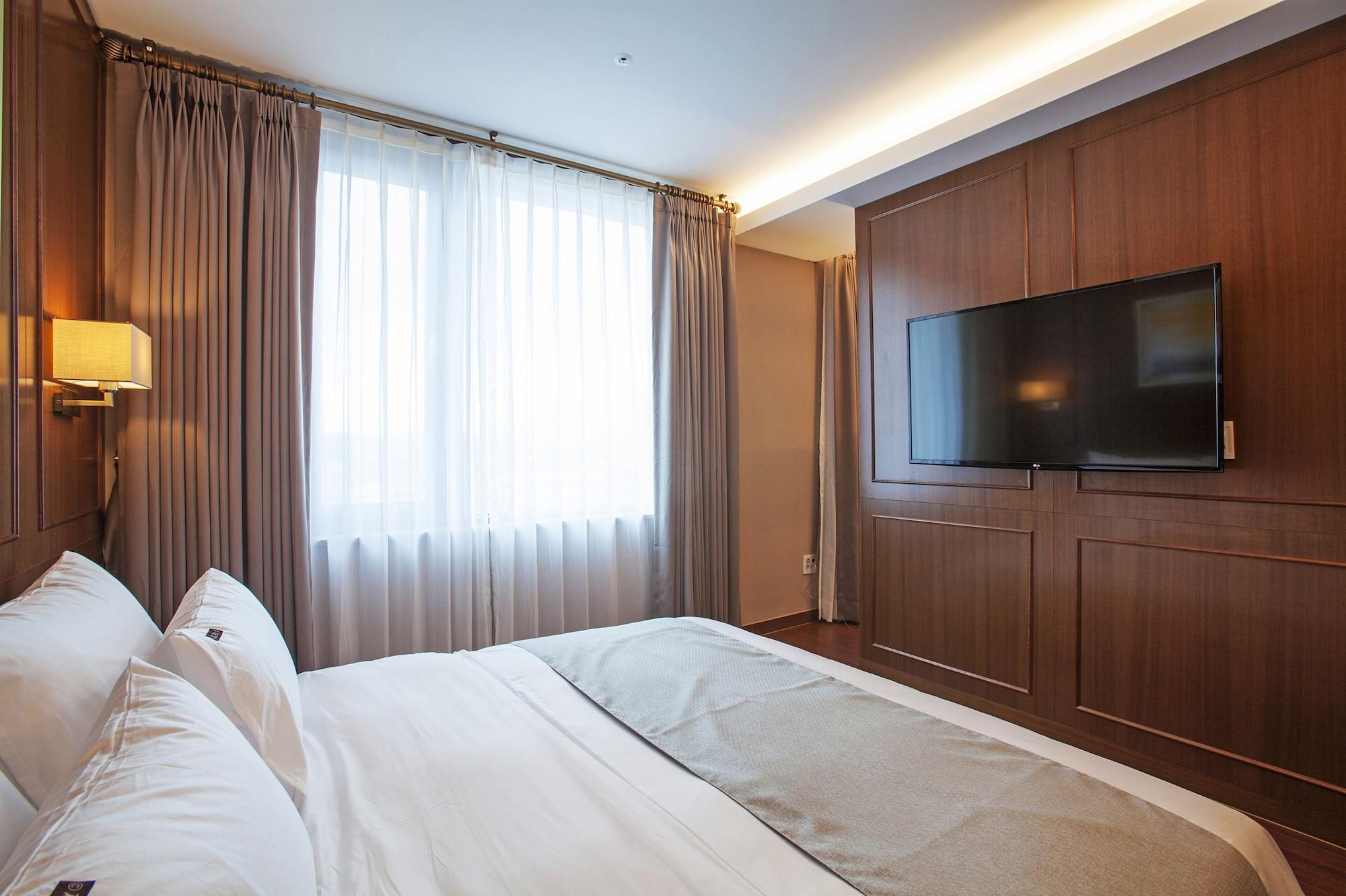 Gwangyang Lacky Hotel Extérieur photo