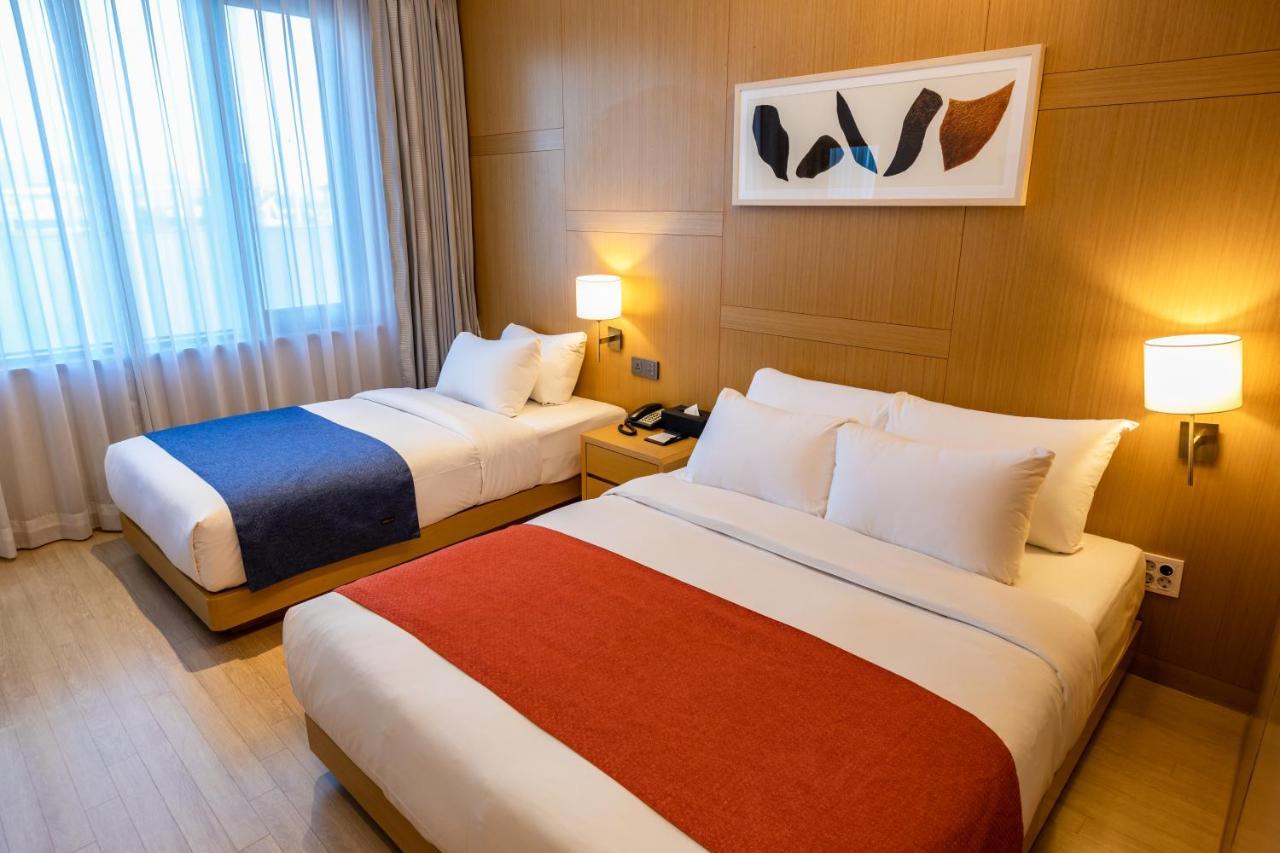 Gwangyang Lacky Hotel Extérieur photo