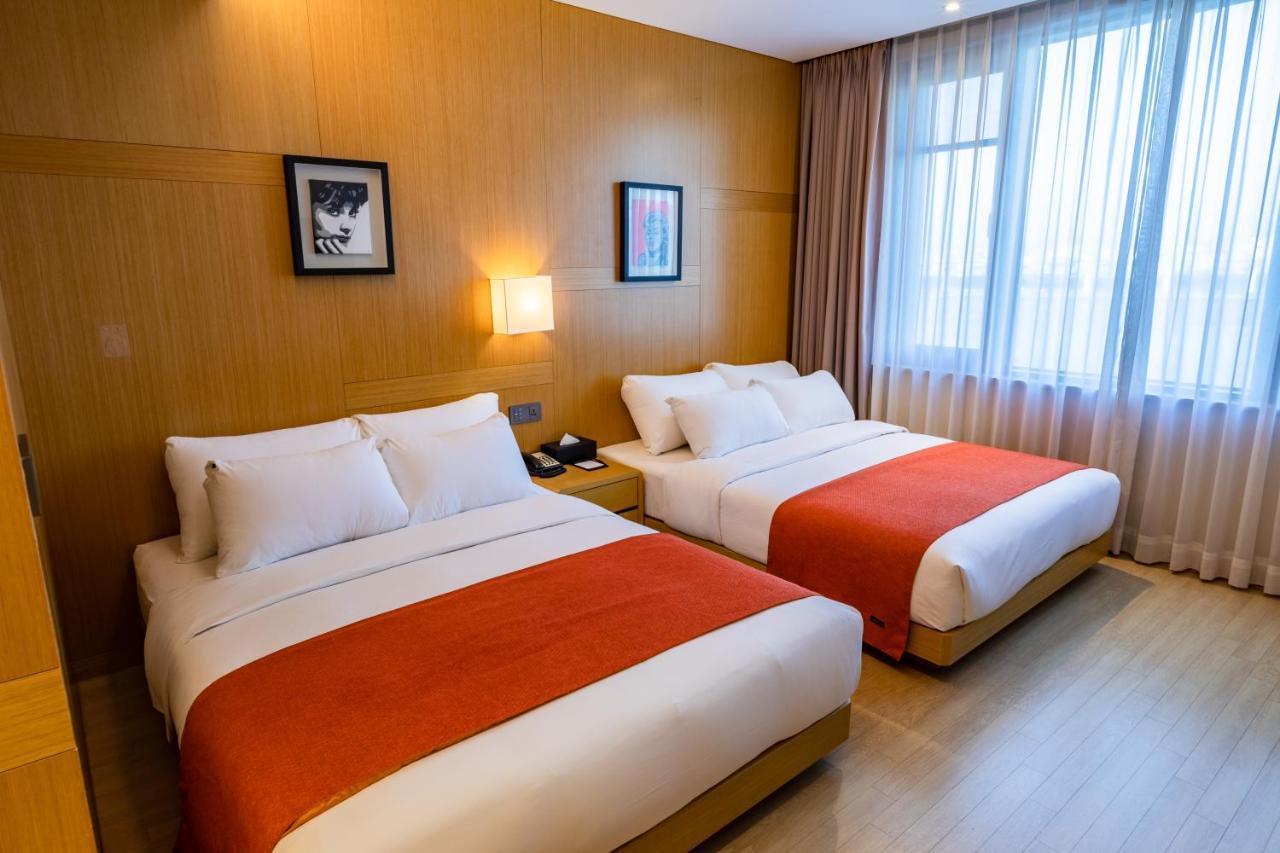 Gwangyang Lacky Hotel Extérieur photo