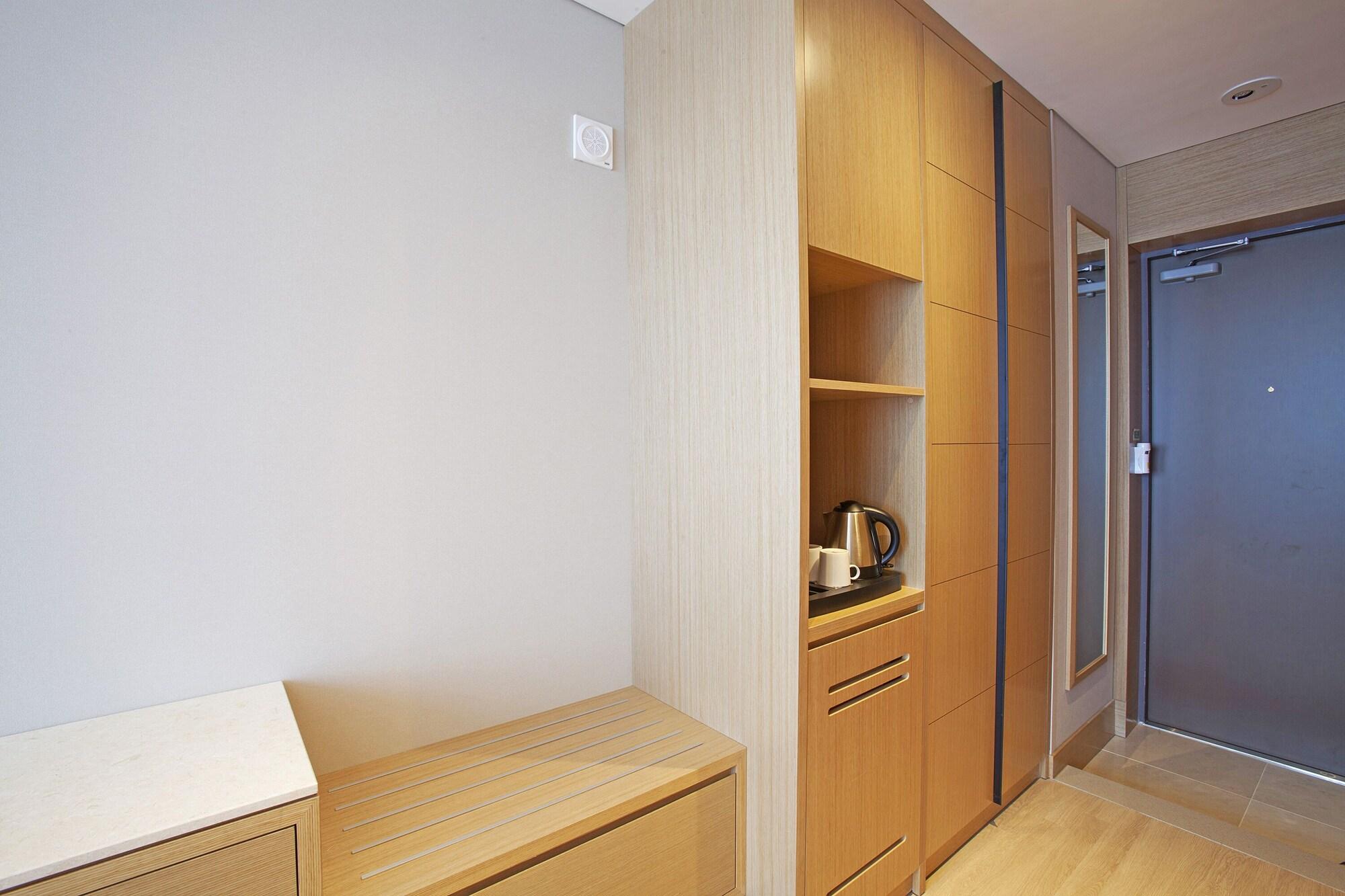 Gwangyang Lacky Hotel Extérieur photo