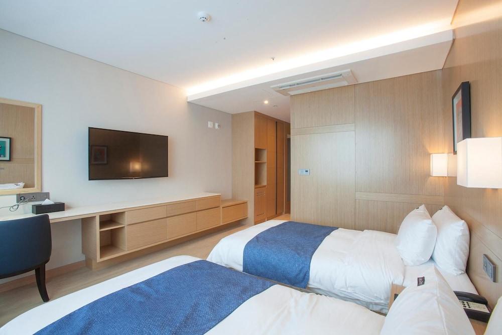 Gwangyang Lacky Hotel Extérieur photo